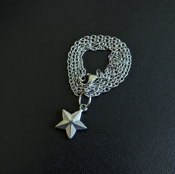 🌟Host Pick🌟 Star Necklace and Earrings Set - Picture 2 of 3